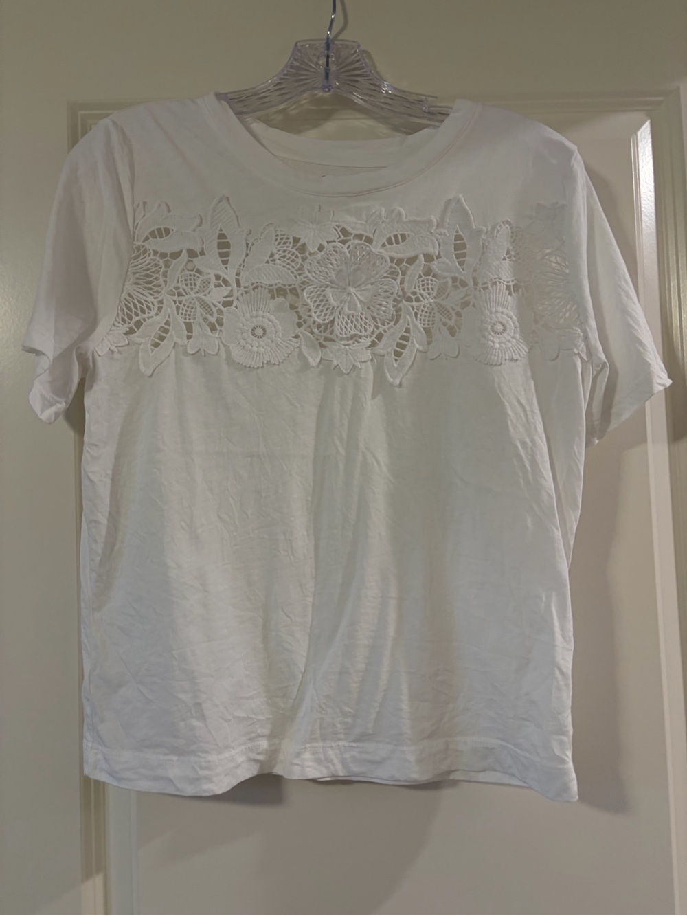 LOFT - White Floral Crochet Panel Tee - Size XS